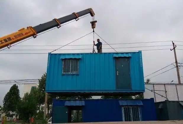 栖霞吊装彩钢房